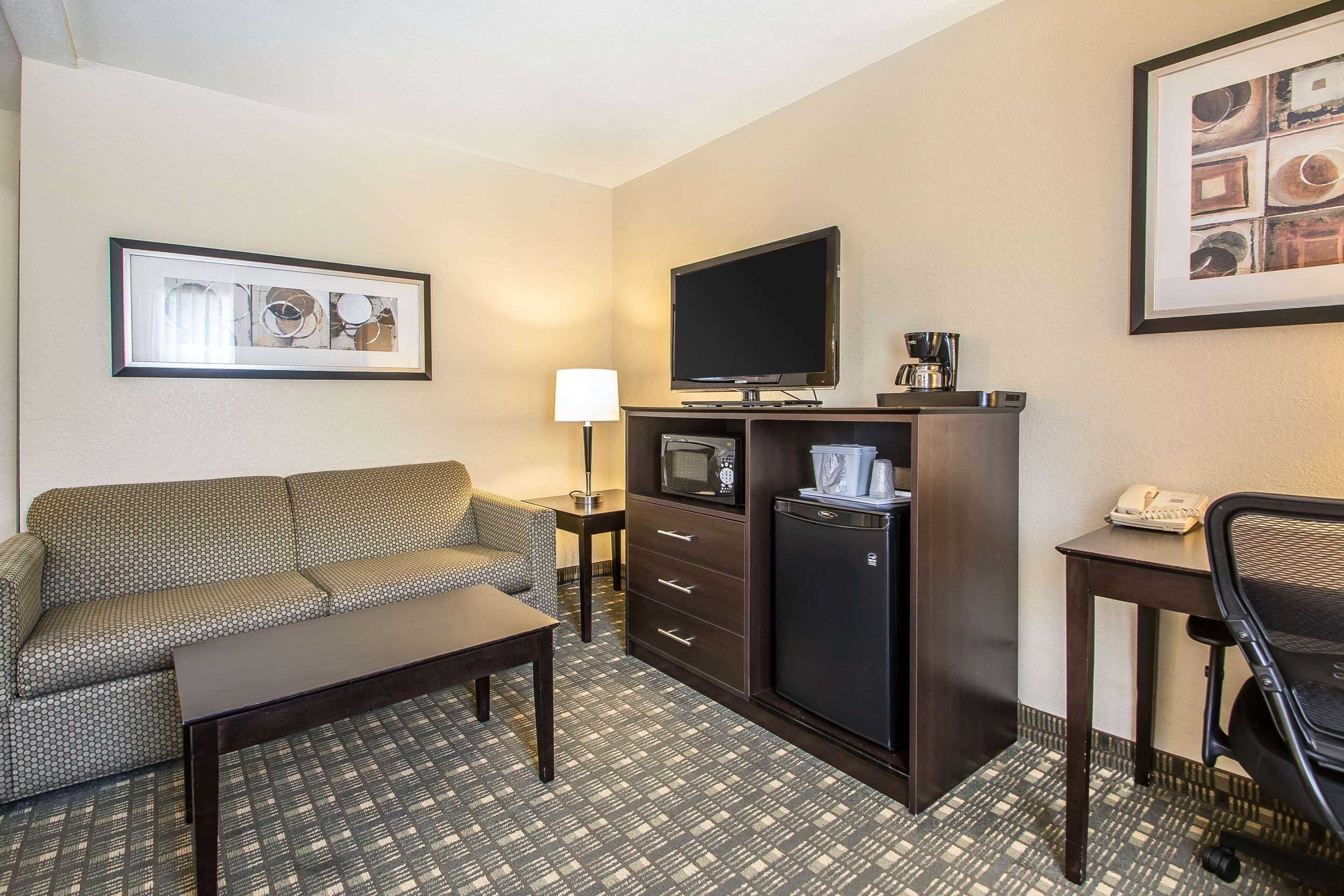 Quality Inn & Suites Decorah Exterior foto