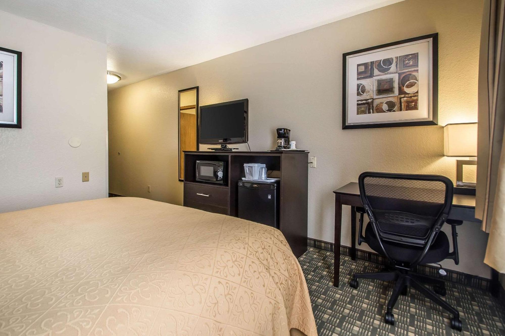 Quality Inn & Suites Decorah Exterior foto