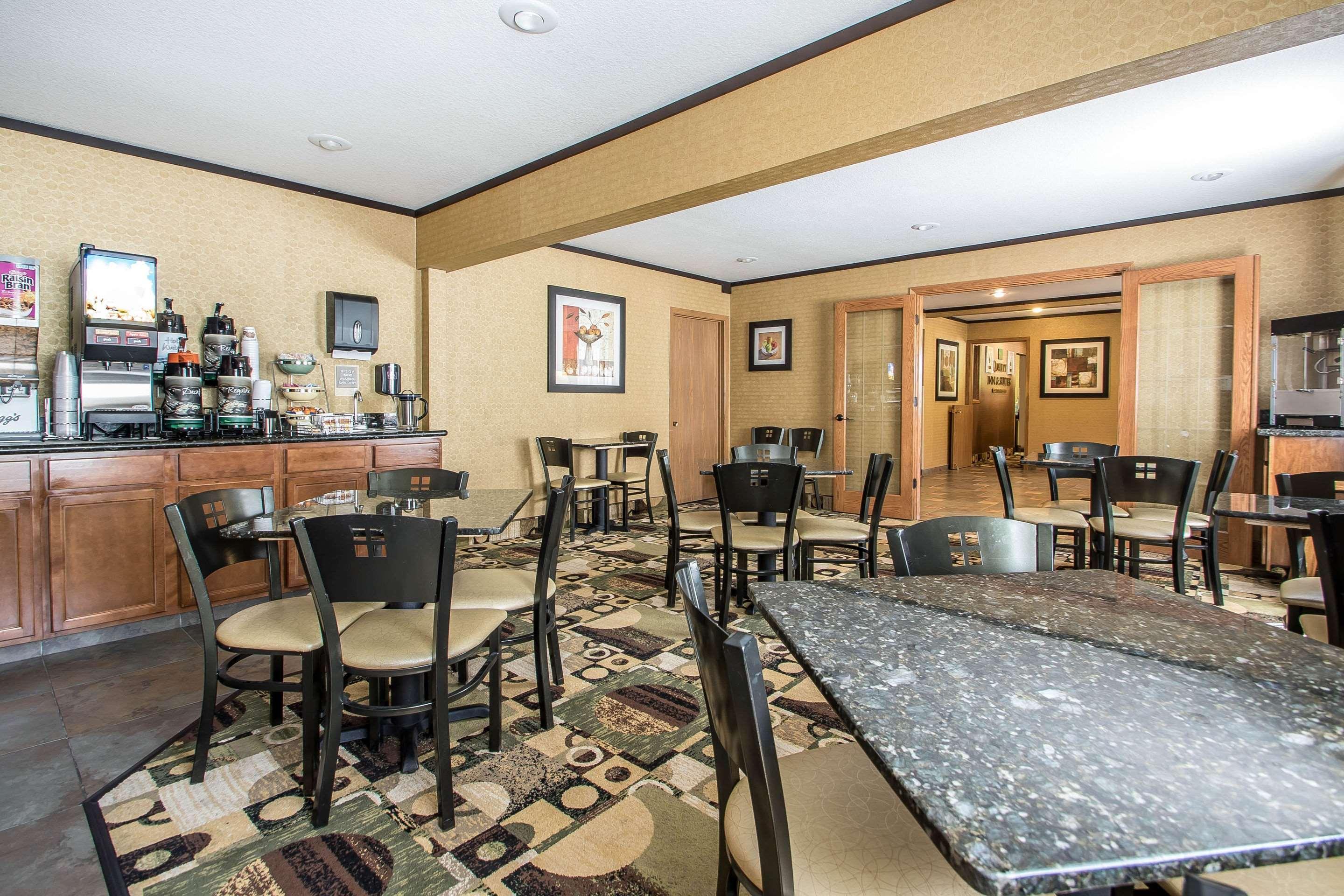 Quality Inn & Suites Decorah Exterior foto