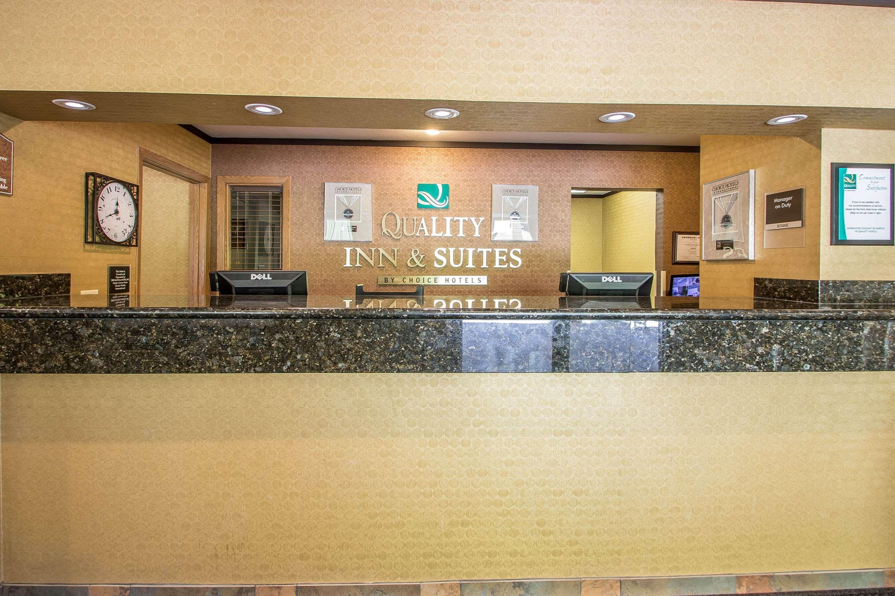 Quality Inn & Suites Decorah Exterior foto